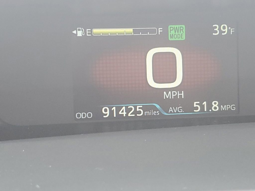 Used 2021 Toyota Prius LE image 17