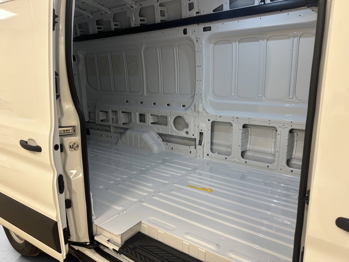 New 2026 Ford Transit 350 148 High Roof Extended image 9