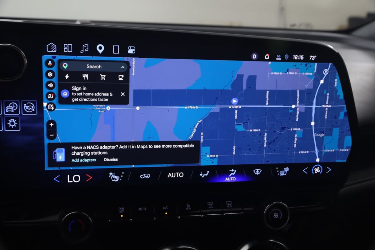 Used 2025 Chevrolet Blazer EV LT AWD/4WD image 9