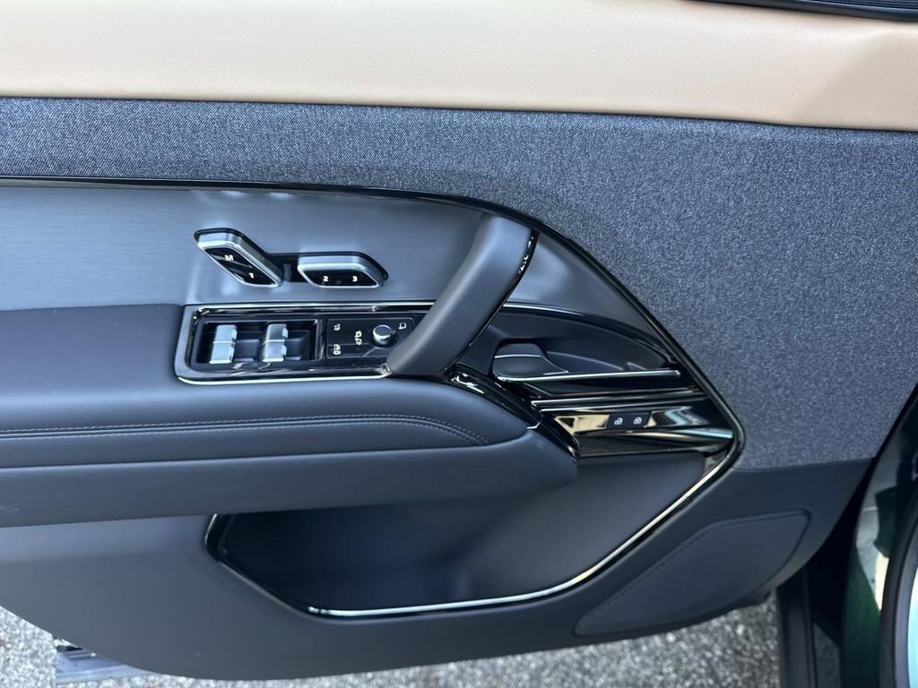 New 2026 Land Rover Range Rover Sport Dynamic SE image 19