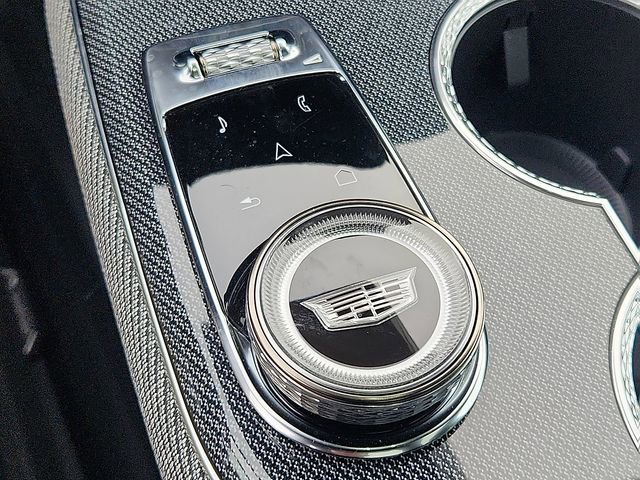 Certified 2025 Cadillac Optiq Luxury 2 w/ LPO, Floor Liner Package image 25