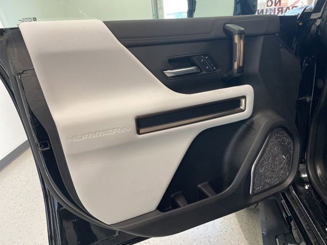 New 2025 GMC Hummer EV 2X image 58