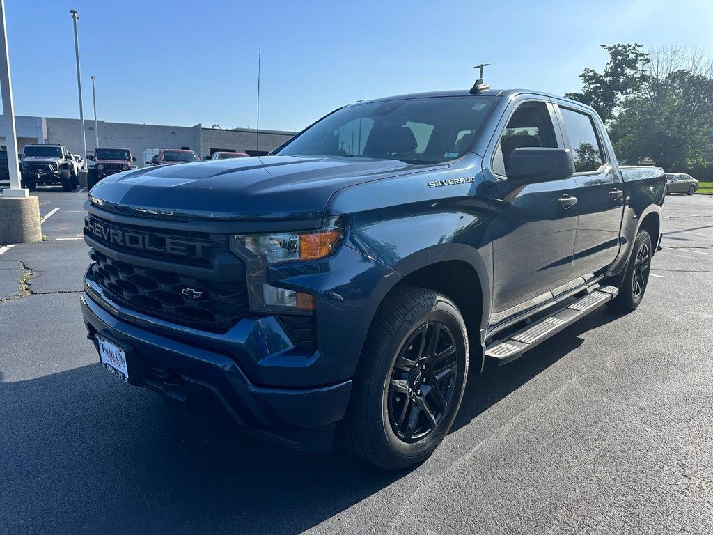 Used 2022 Chevrolet Silverado 1500 Custom AWD/4WD image 8