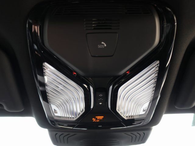 Used 2025 BMW X4 xDrive30i image 23