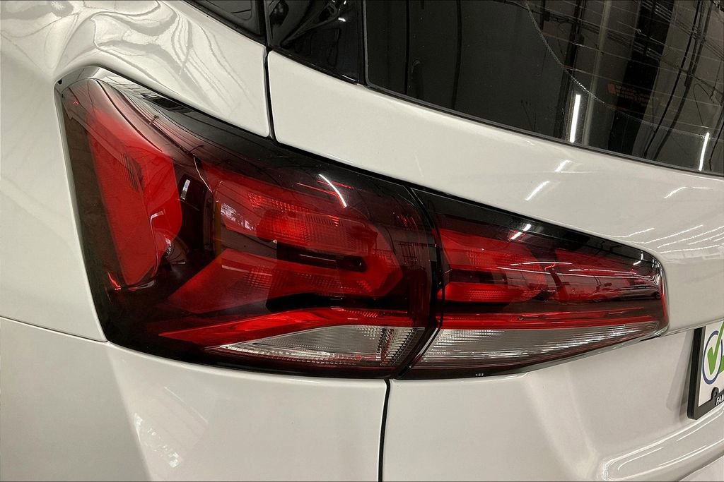 Used 2022 Chevrolet Equinox LS image 33