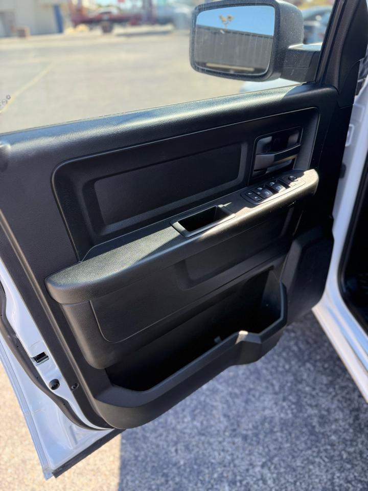 Used 2019 RAM 1500 Tradesman AWD/4WD image 9