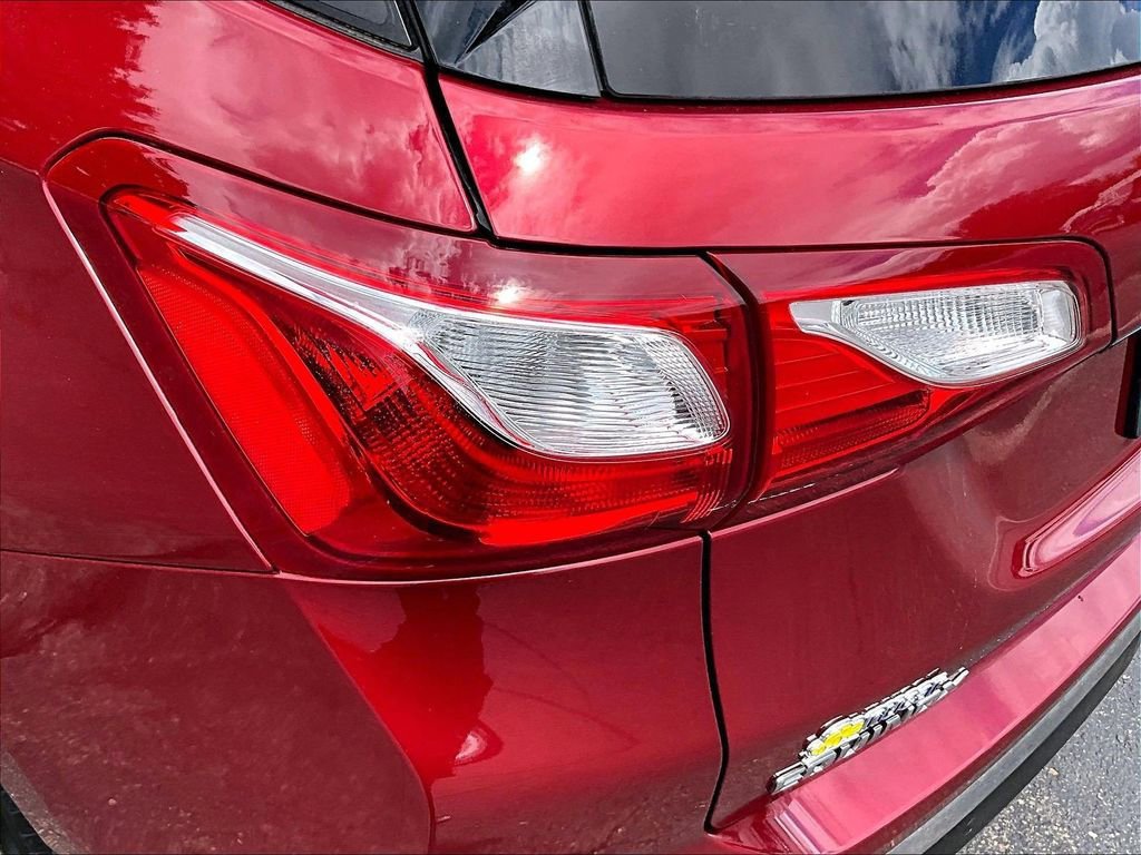 Used 2018 Chevrolet Equinox LT AWD/4WD image 32