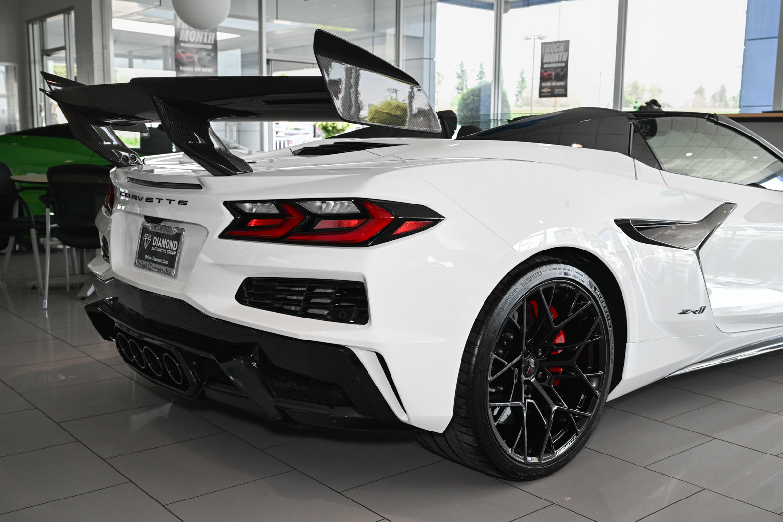 New 2026 Chevrolet Corvette ZR1 w/ ZR1 Carbon Fiber Aero Package image 16