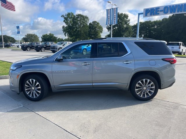 Certified 2023 Chevrolet Traverse Premier w/ LPO, Floor Liner Package image 3