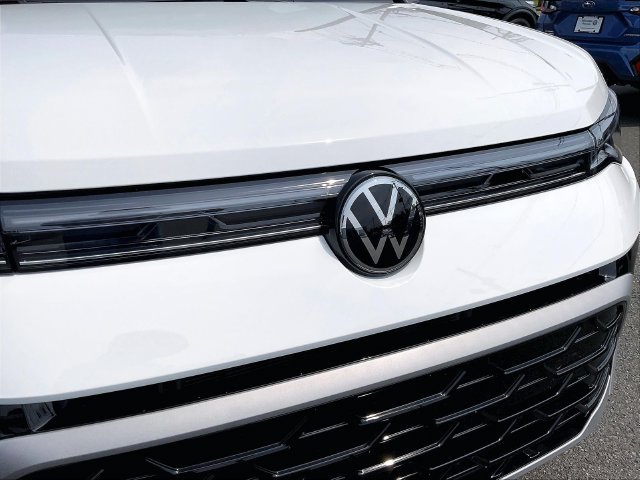 New 2026 Volkswagen Taos SEL AWD/4WD image 15