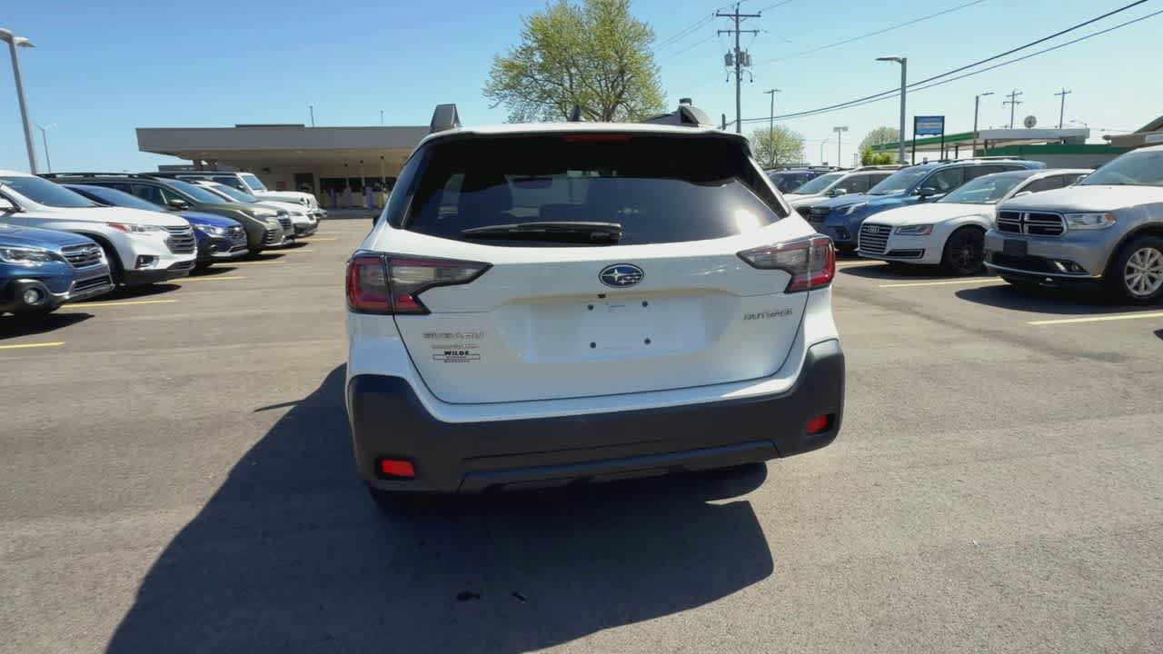 Certified 2023 Subaru Outback Premium AWD/4WD image 7
