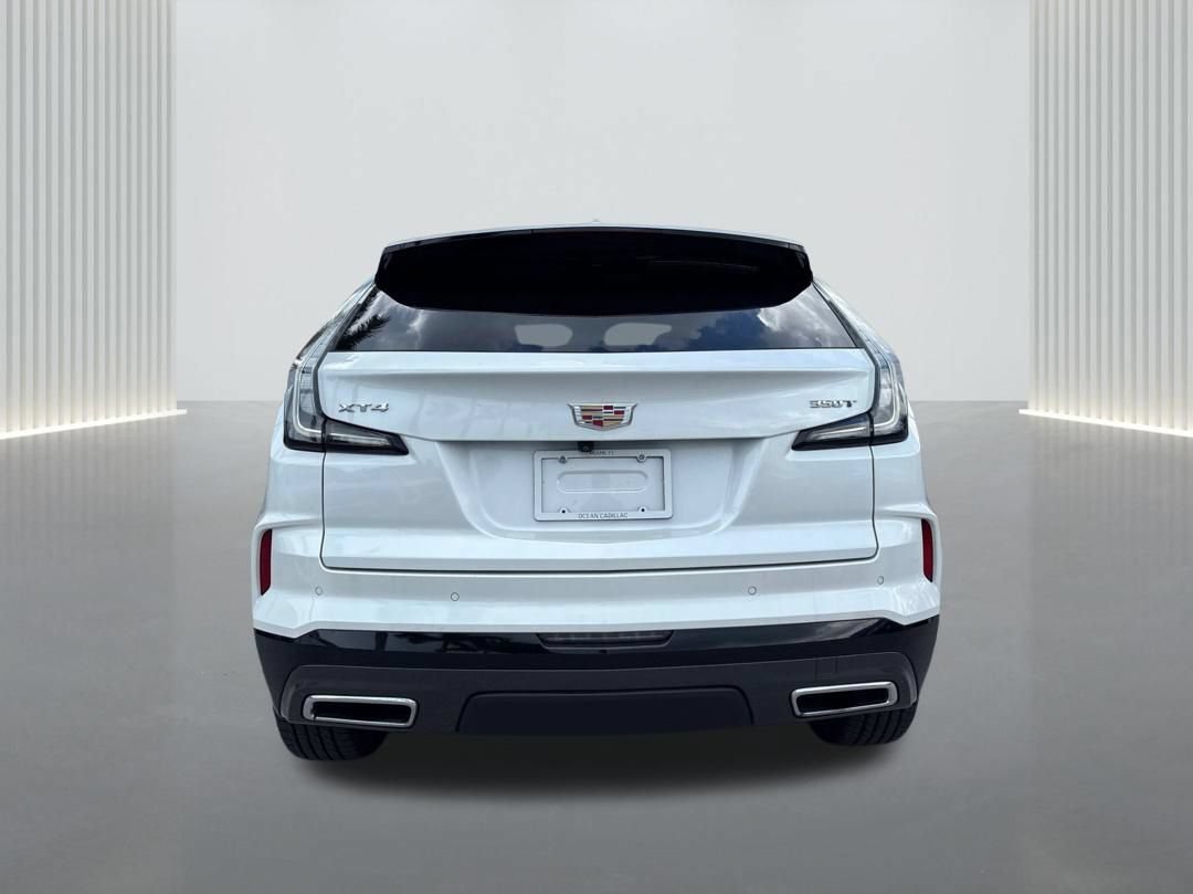 Certified 2024 Cadillac XT4 Sport FWD image 6