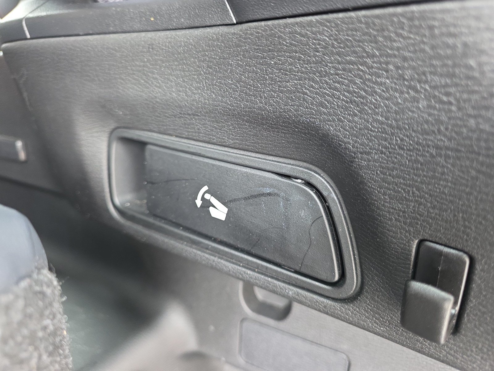 Used 2025 Mitsubishi Outlander SE AWD/4WD image 10