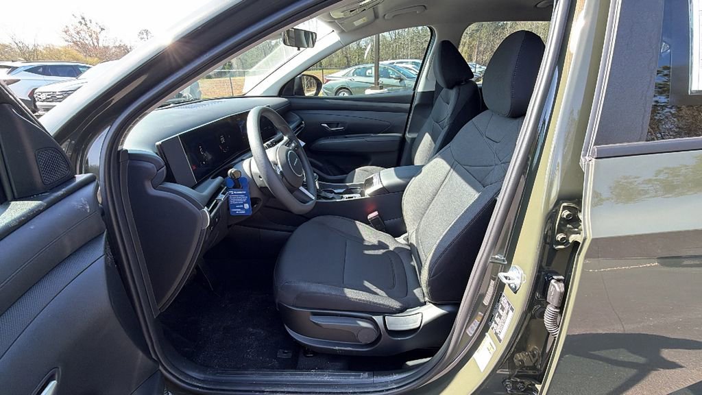 New 2026 Hyundai Tucson SE image 10