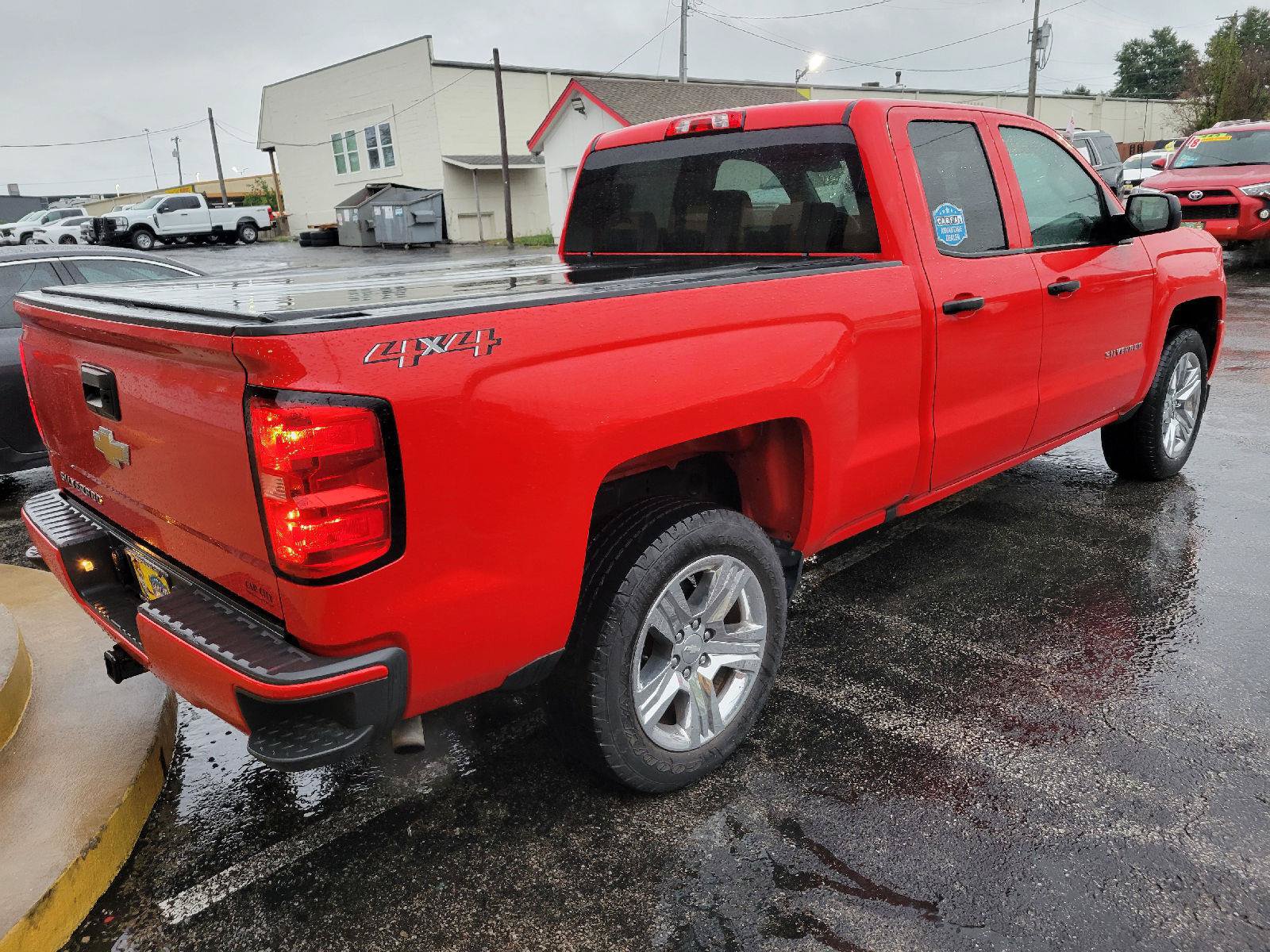 Used 2018 Chevrolet Silverado 1500 Custom w/ Trailering Package AWD/4WD image 26