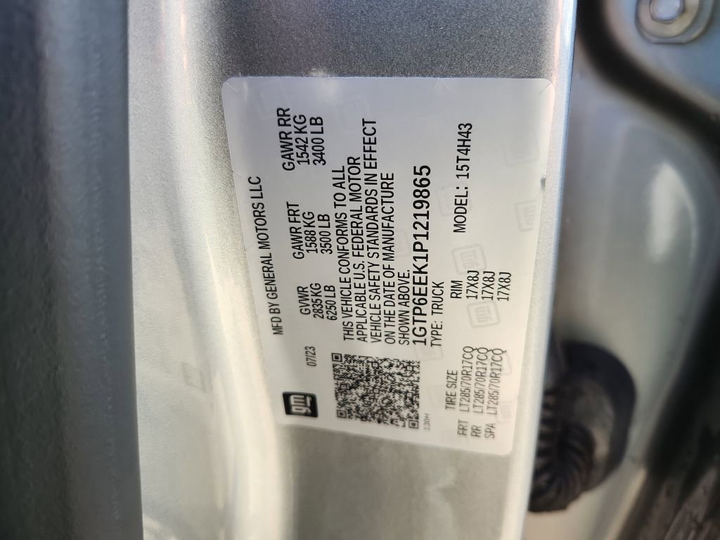 Used 2023 GMC Canyon AT4X image 20