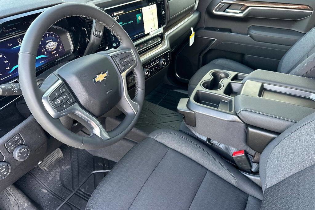 New 2026 Chevrolet Silverado 1500 LT w/ Safety Package image 11