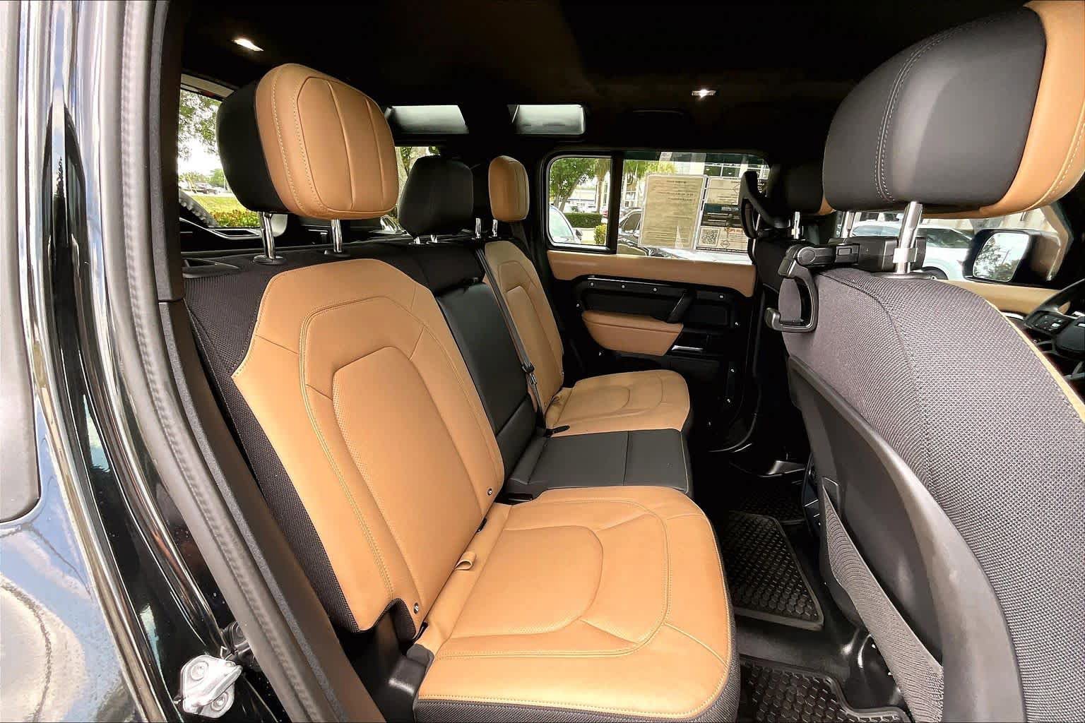 Used 2026 Land Rover Defender 110 V8 image 19