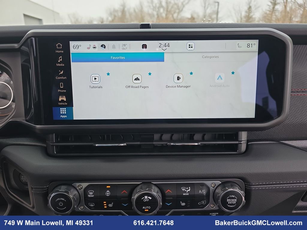 Used 2024 Jeep Gladiator Rubicon w/ Convenience Group image 19