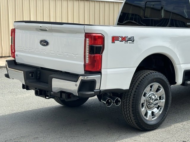 New 2025 Ford F350 Lariat w/ Lariat Ultimate Package image 40