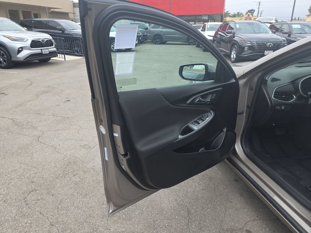 Used 2023 Chevrolet Malibu LT FWD image 10