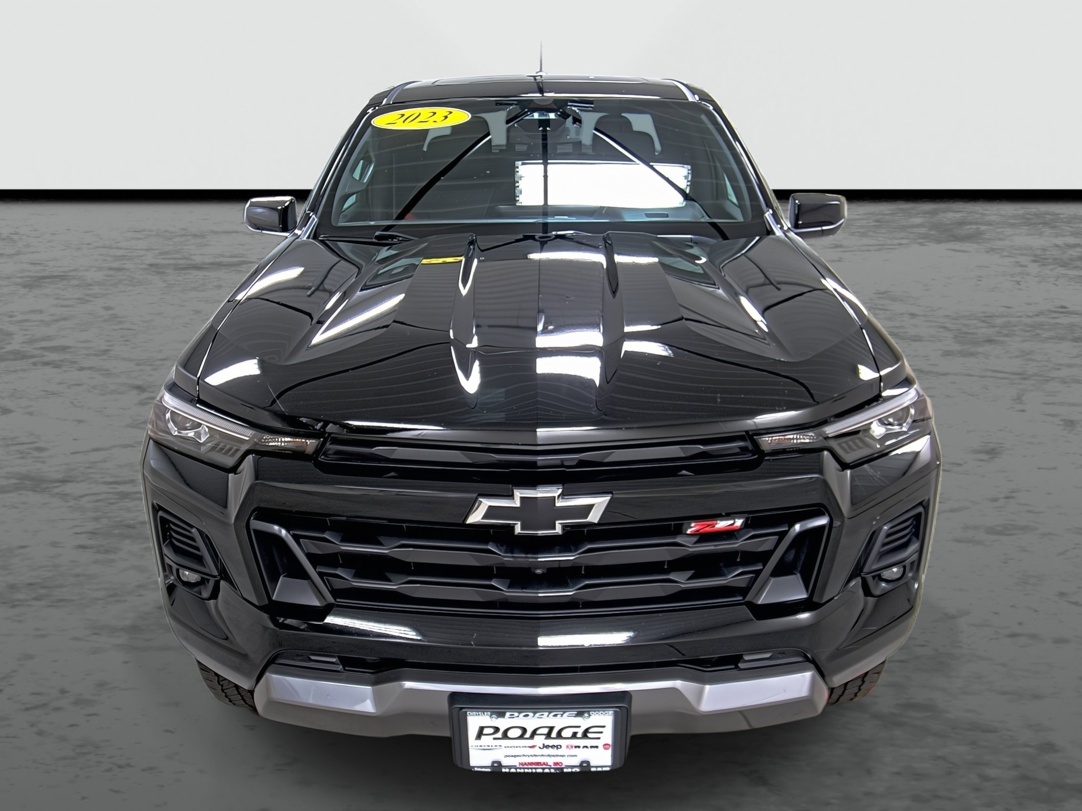 Used 2023 Chevrolet Colorado Z71 w/ Z71 Convenience Package 2 image 6