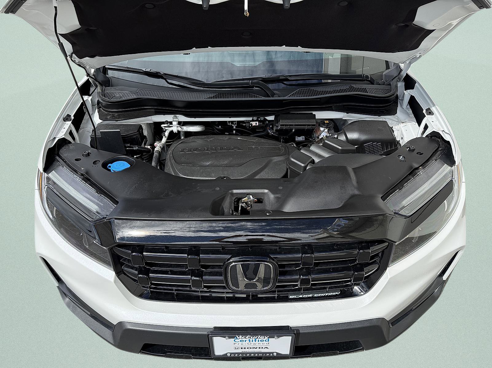 Certified 2026 Honda Ridgeline Black Edition image 8