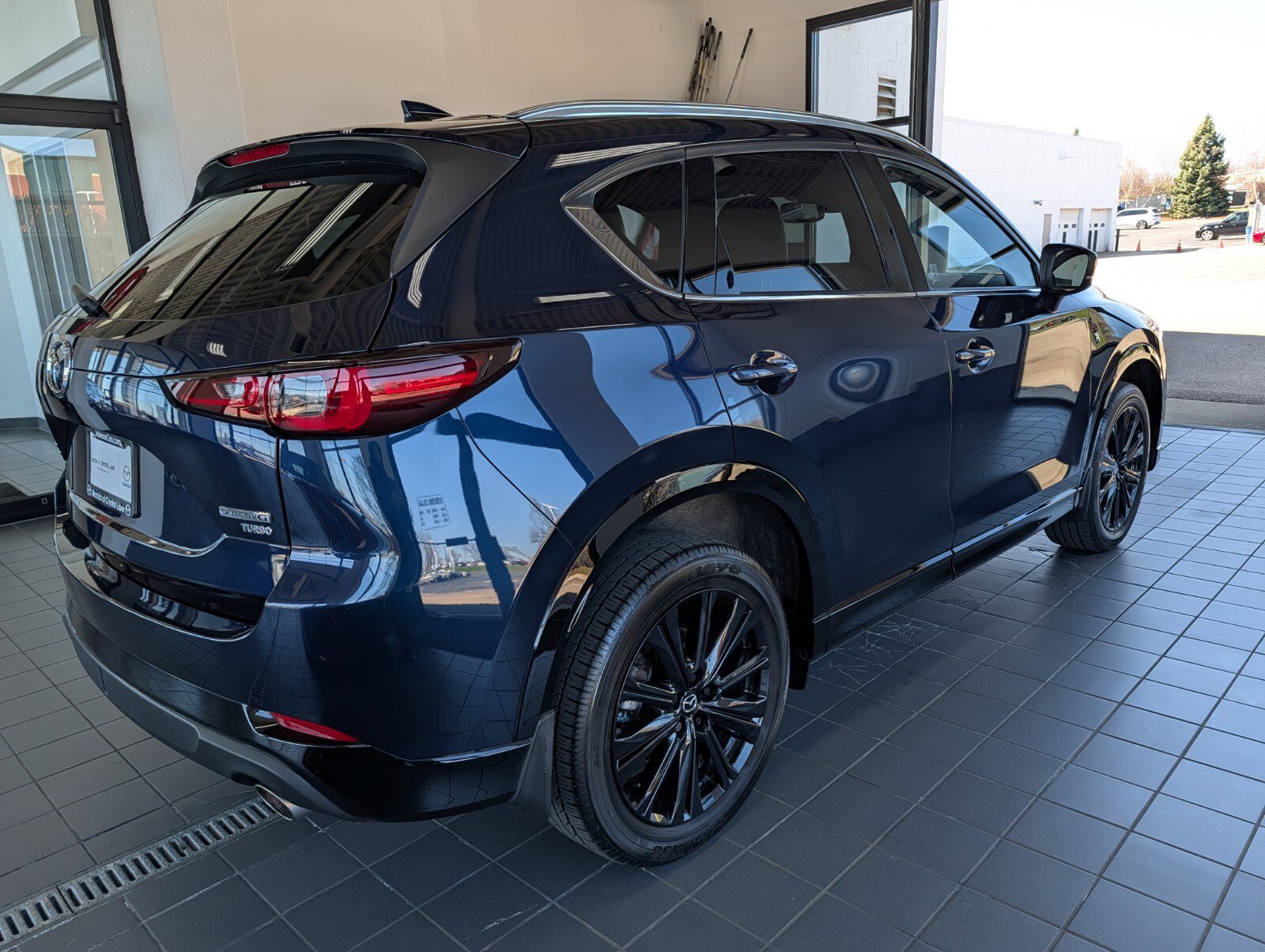 Certified 2023 MAZDA CX-5 AWD 2.5 Turbo image 2