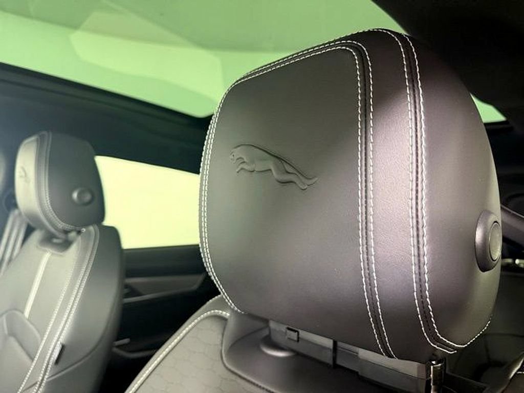 New 2026 Jaguar F-PACE R-Dynamic S AWD/4WD image 7