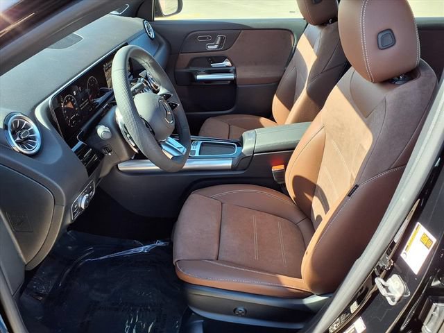 New 2026 Mercedes-Benz GLA 35 AMG 4MATIC image 13
