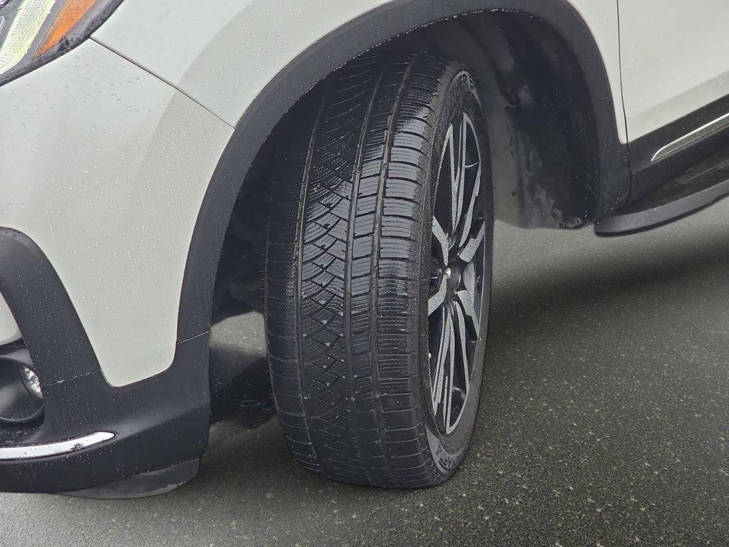 Used 2020 Honda Pilot Touring image 38