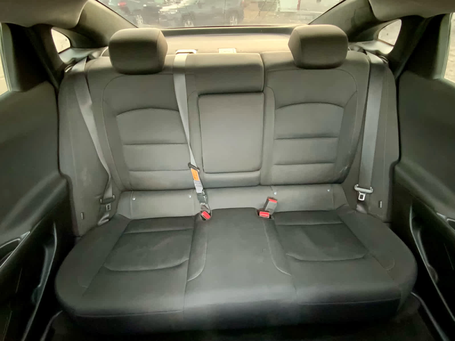 Used 2018 Chevrolet Malibu LT image 30