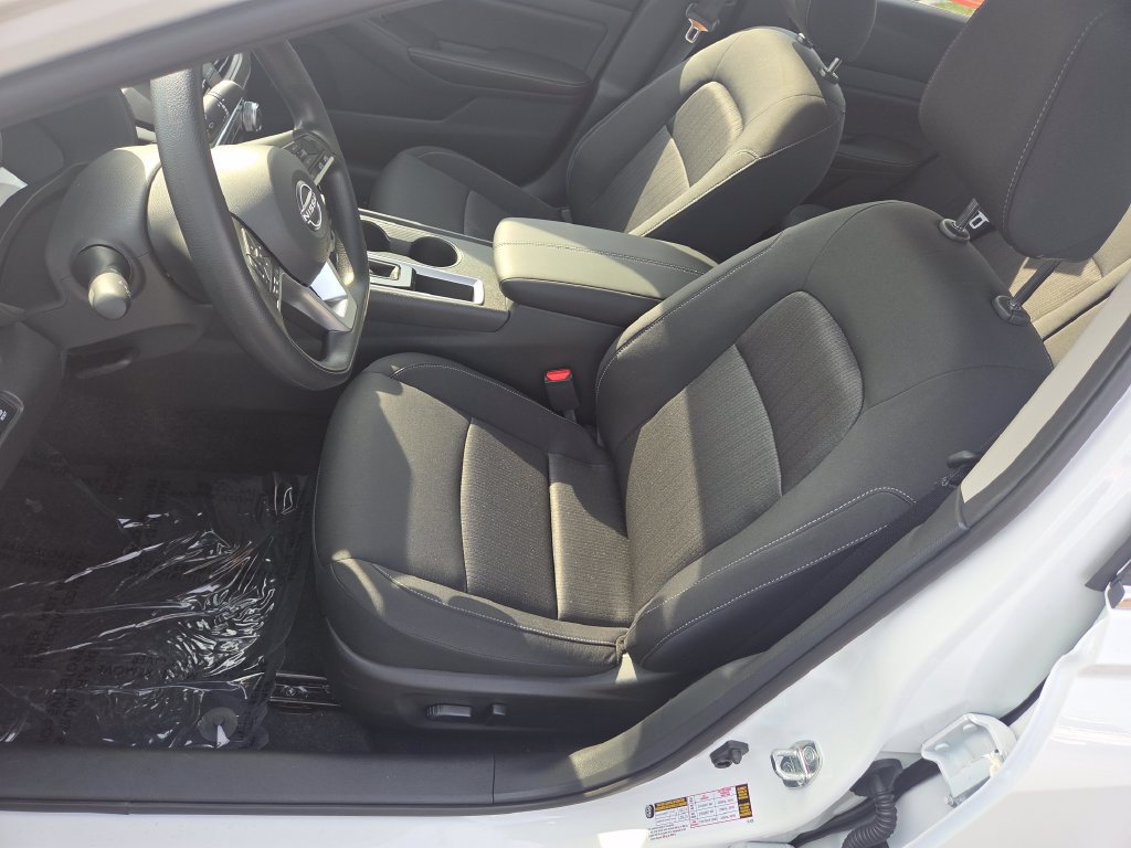 New 2026 Nissan Altima 2.5 SV FWD image 25