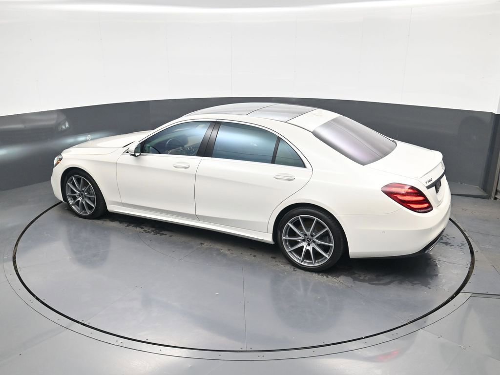 Used 2019 Mercedes-Benz S 560 Sedan image 30