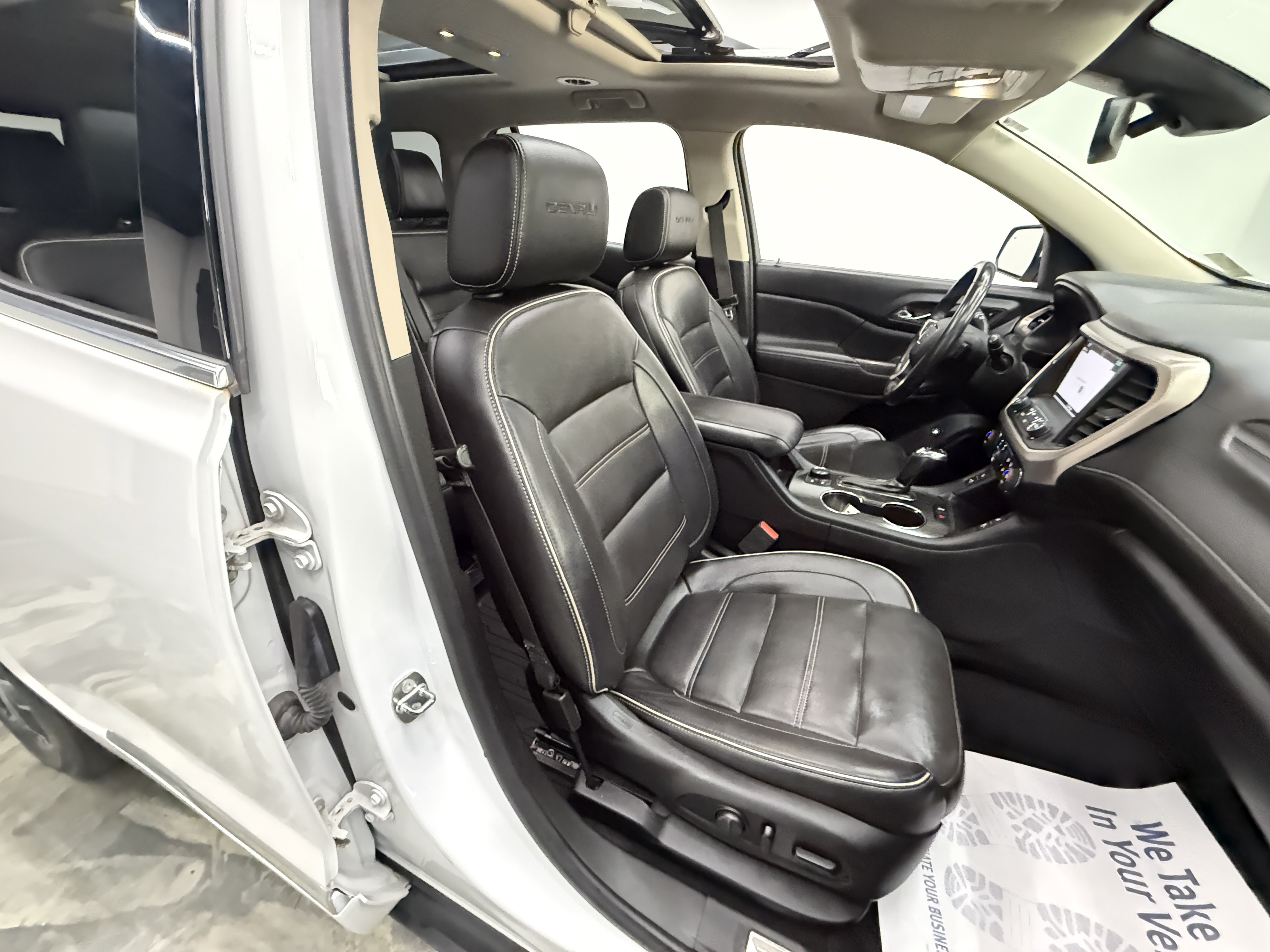Used 2018 GMC Acadia Denali AWD/4WD image 22