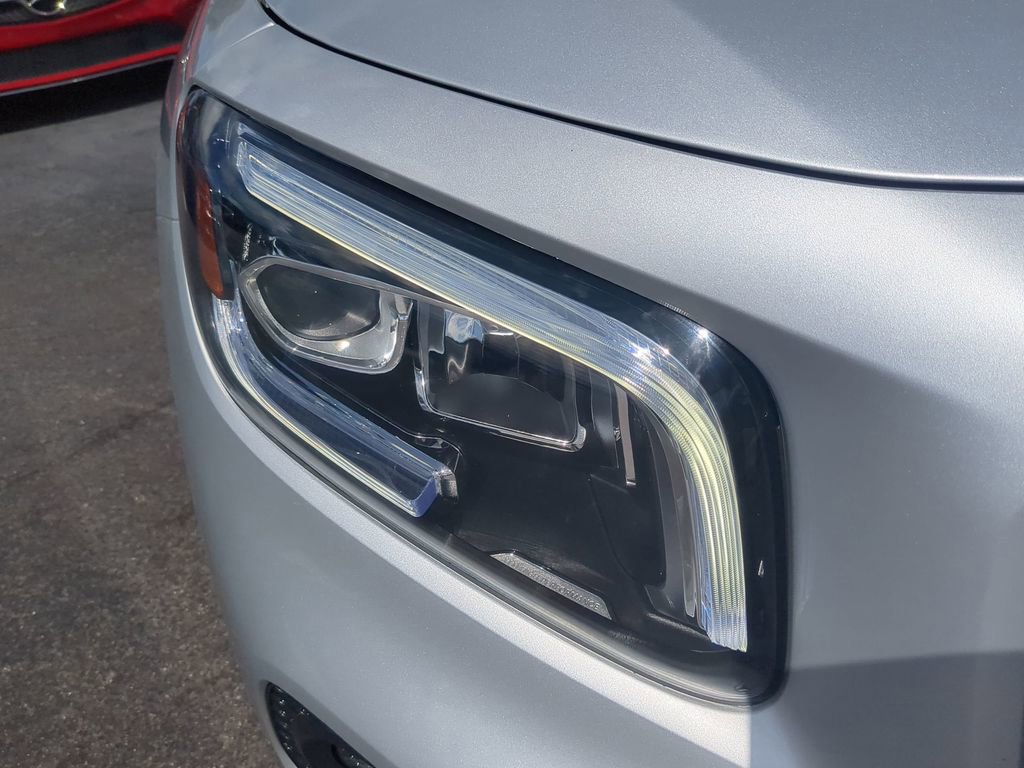 Certified 2021 Mercedes-Benz GLB 250 w/ Premium Package image 20