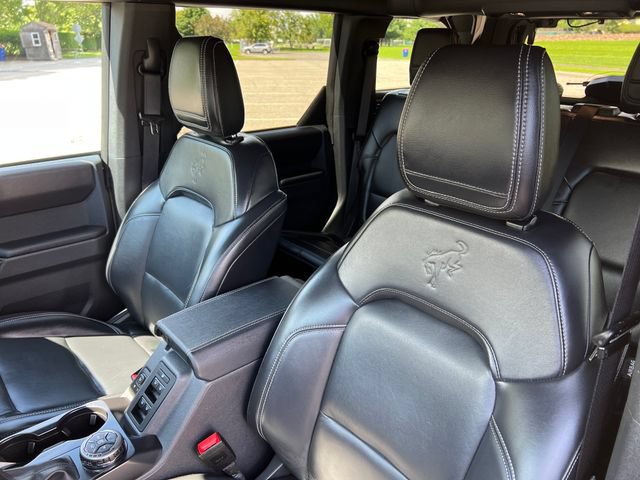 Used 2025 Ford Bronco Outer Banks AWD/4WD image 18