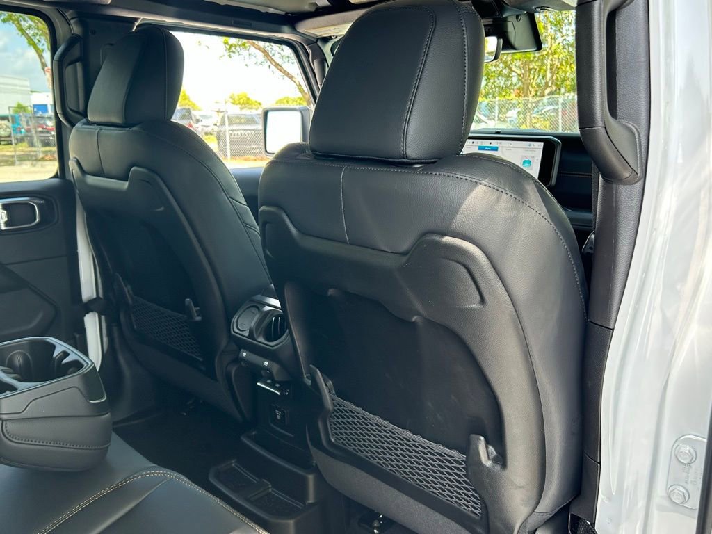 New 2025 Jeep Wrangler Sahara image 28