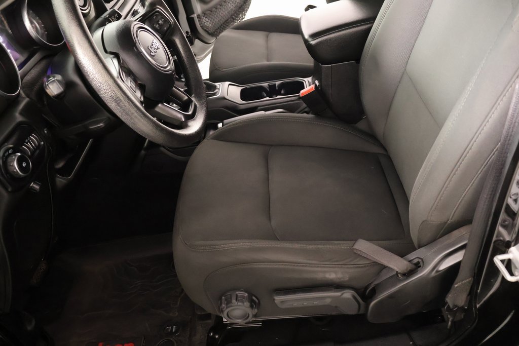 Used 2018 Jeep Wrangler Unlimited Sport image 10