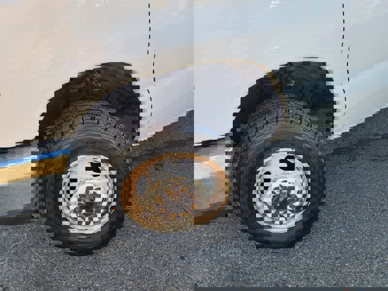 Used 2016 Ford E-450 and Econoline 450 Super Duty image 36