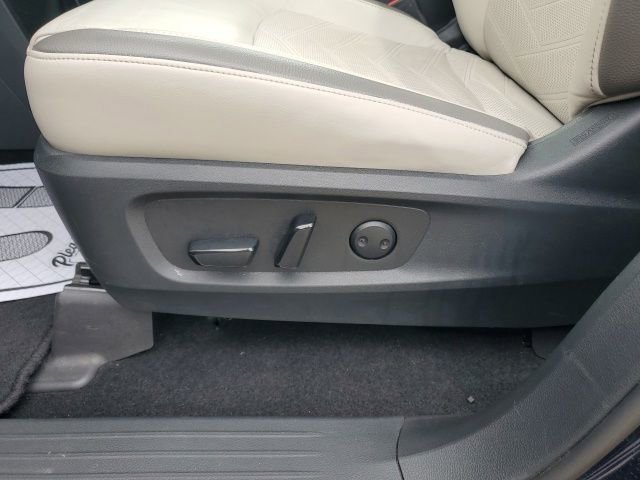 Used 2022 Nissan Pathfinder Platinum w/ Cargo Package AWD/4WD image 31