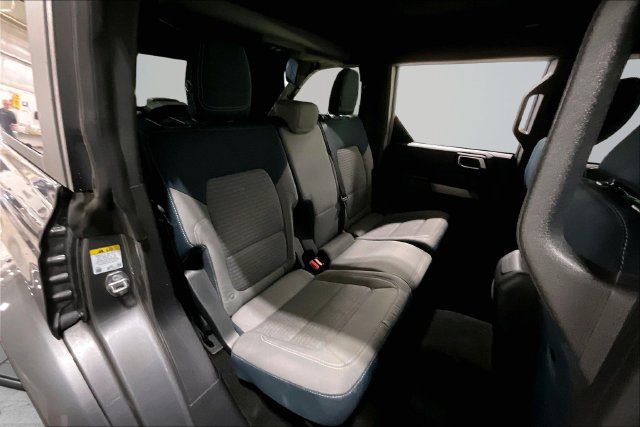 Used 2023 Ford Bronco Outer Banks AWD/4WD image 29