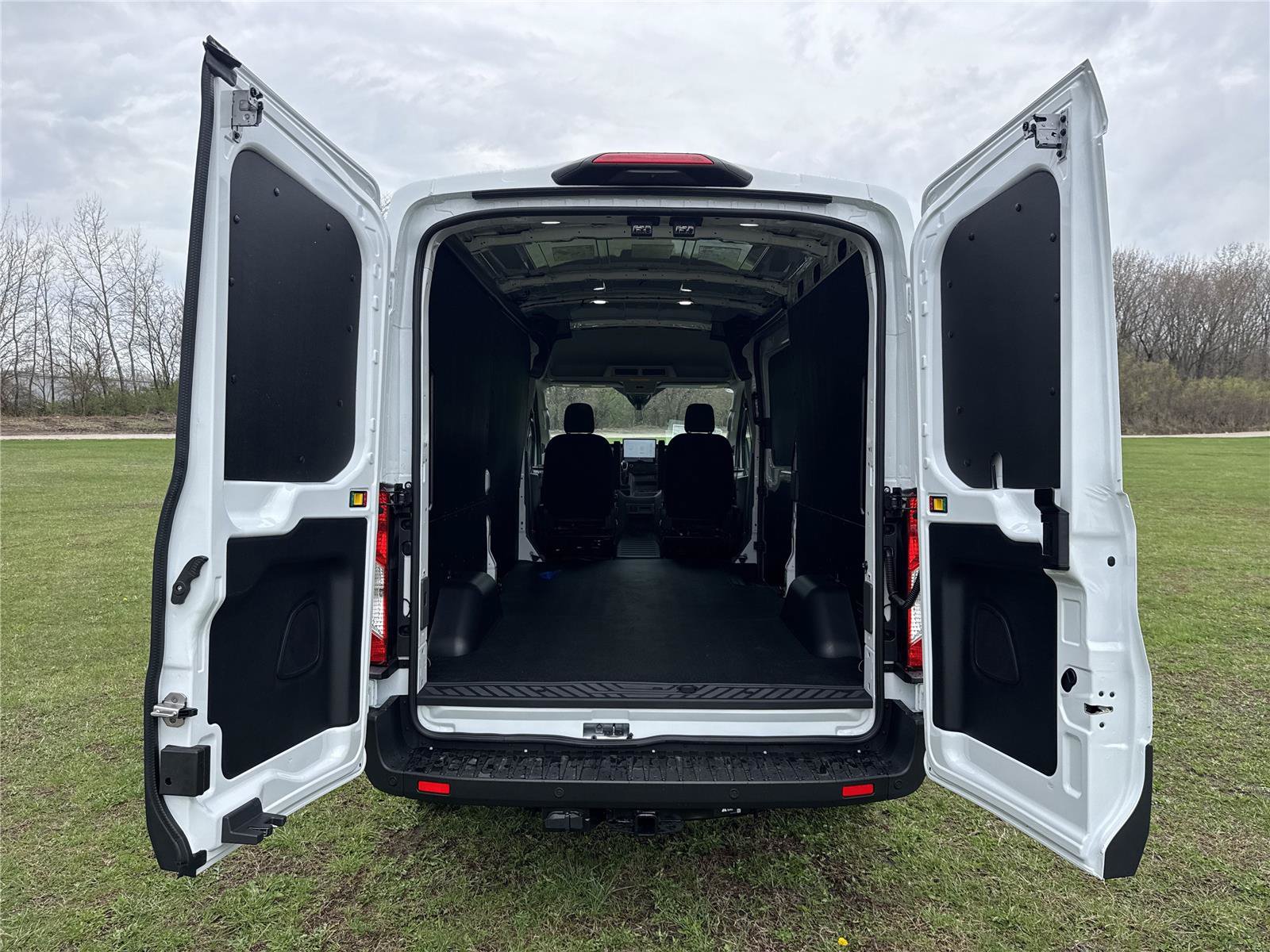 New 2026 Ford Transit 250 148 Medium Roof Extended AWD w/ Exterior Upgrade Package image 3