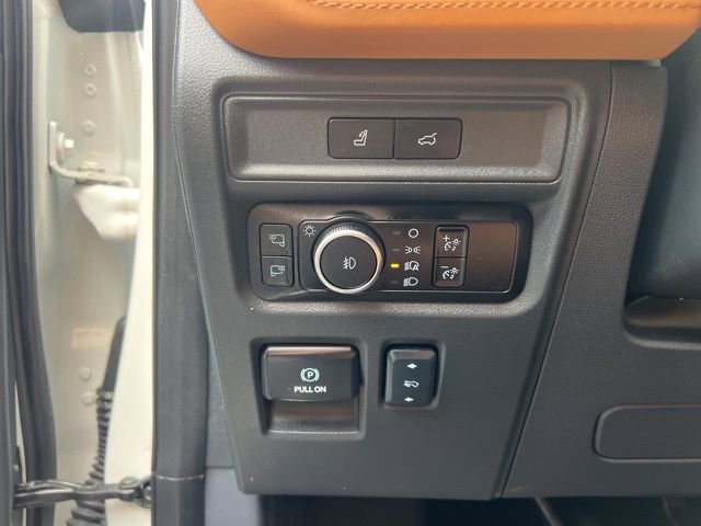 Used 2024 Ford Expedition Platinum image 27