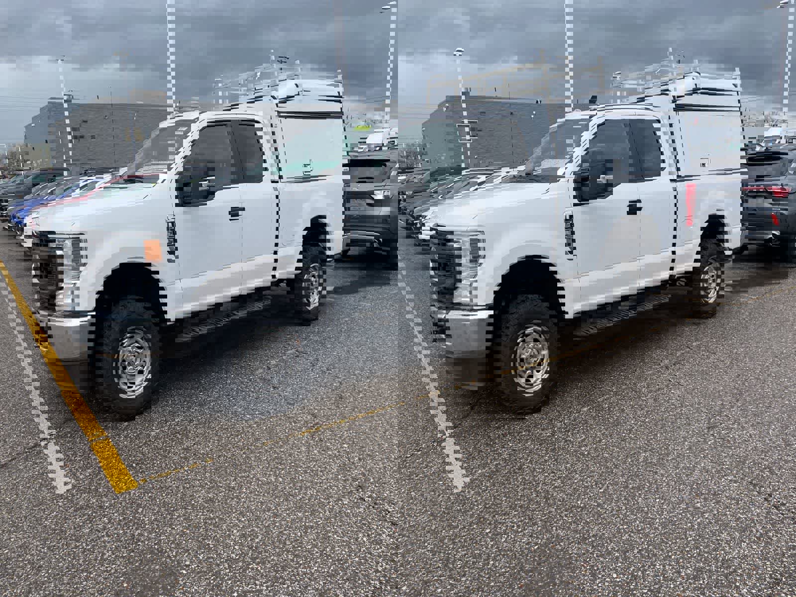 Used 2020 Ford F250 XL w/ Power Equipment Group image 5