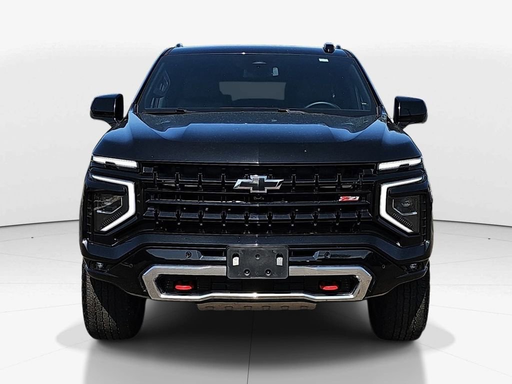 Used 2025 Chevrolet Suburban Z71 image 11