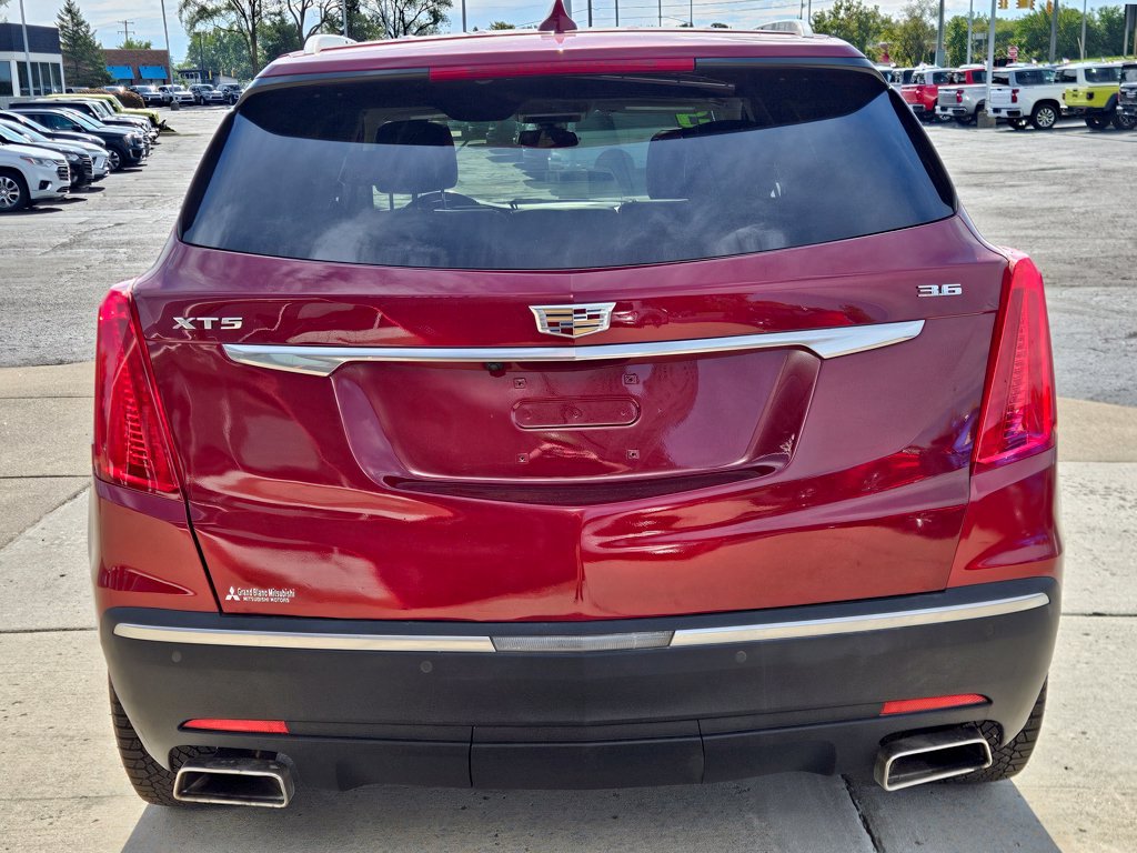 Used 2019 Cadillac XT5 Luxury AWD/4WD image 17