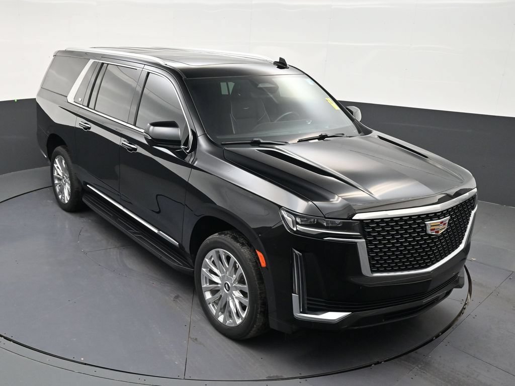 Used 2023 Cadillac Escalade ESV Premium Luxury AWD/4WD image 18