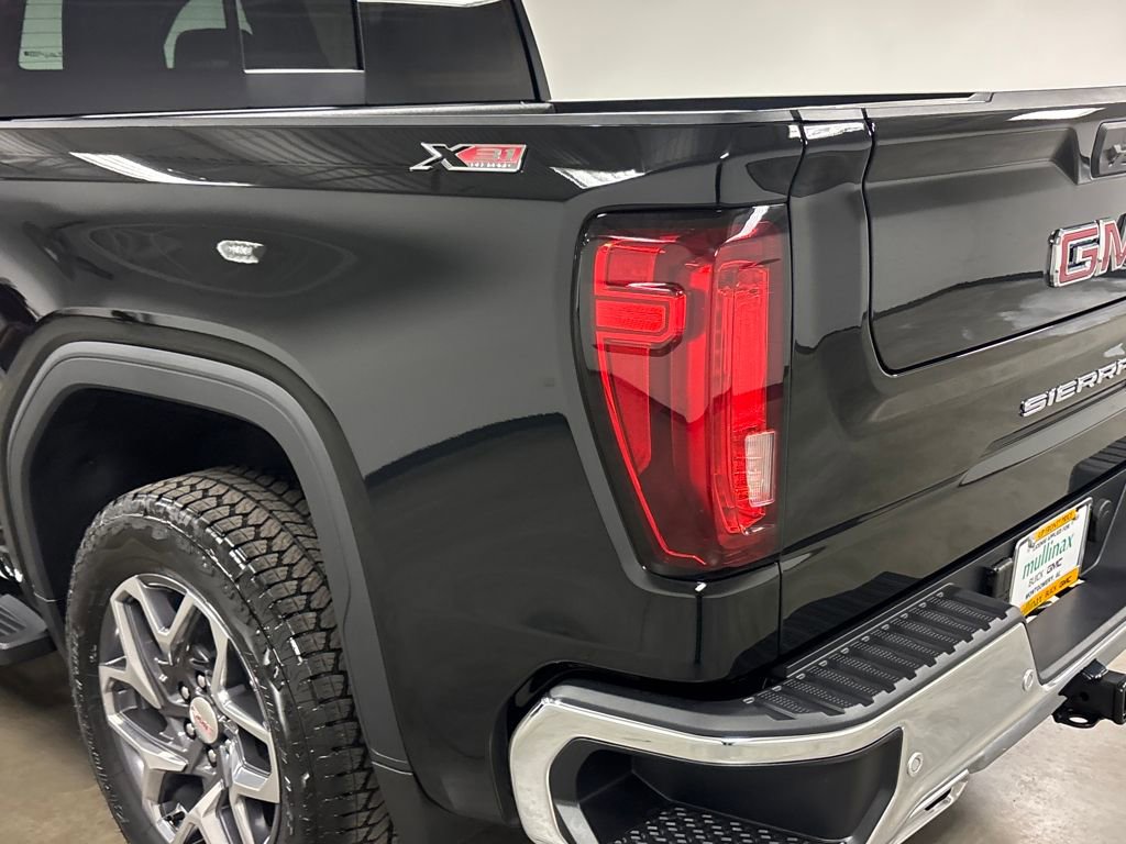 New 2026 GMC Sierra 1500 SLT w/ SLT Premium Plus Package image 13