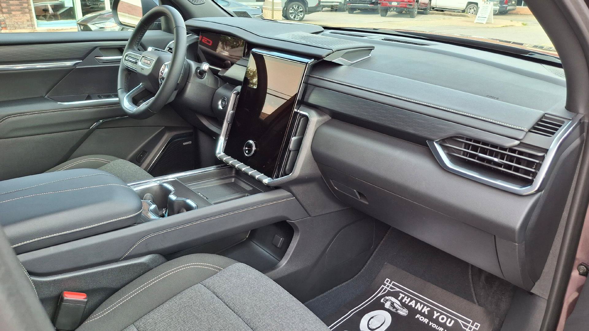 Used 2025 GMC Acadia Elevation AWD/4WD image 13